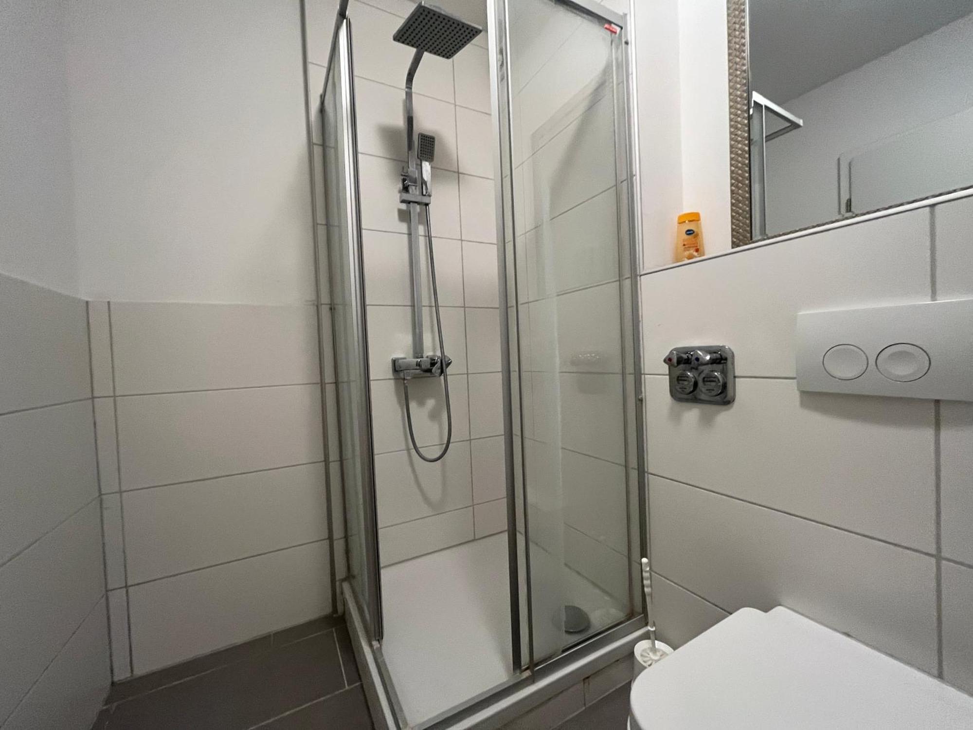 Simplex Apartments Am Europaplatz Karlsruhe Zimmer foto